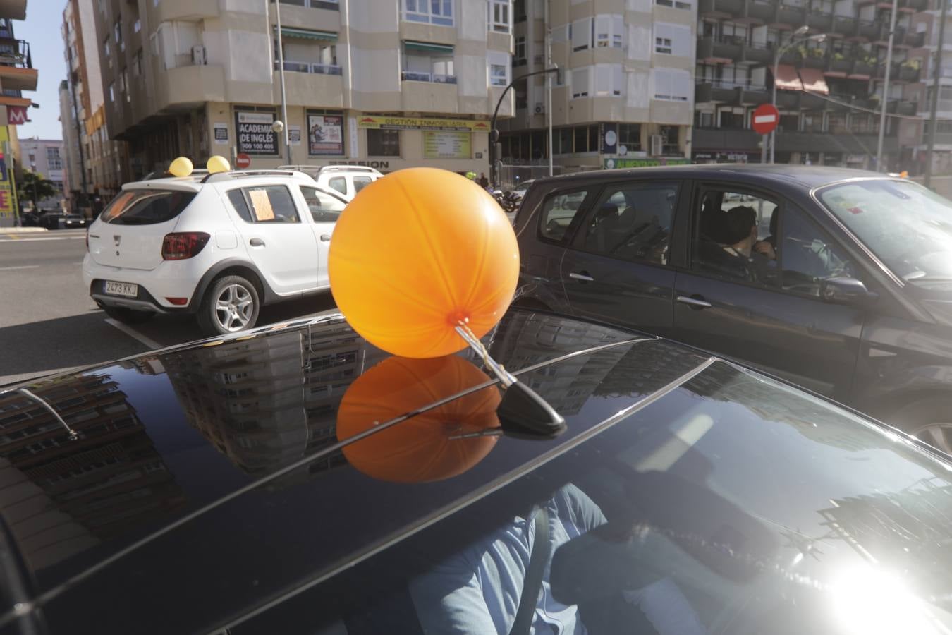 Caravana de vehículos en Cádiz contra «la ley Celaá»