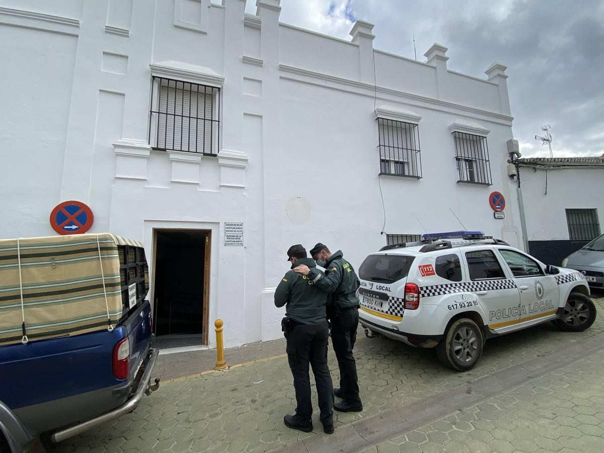 En imágenes, Castilblanco despide a Manuela, la bebé atropellada por un conductor que dio positivo en drogas