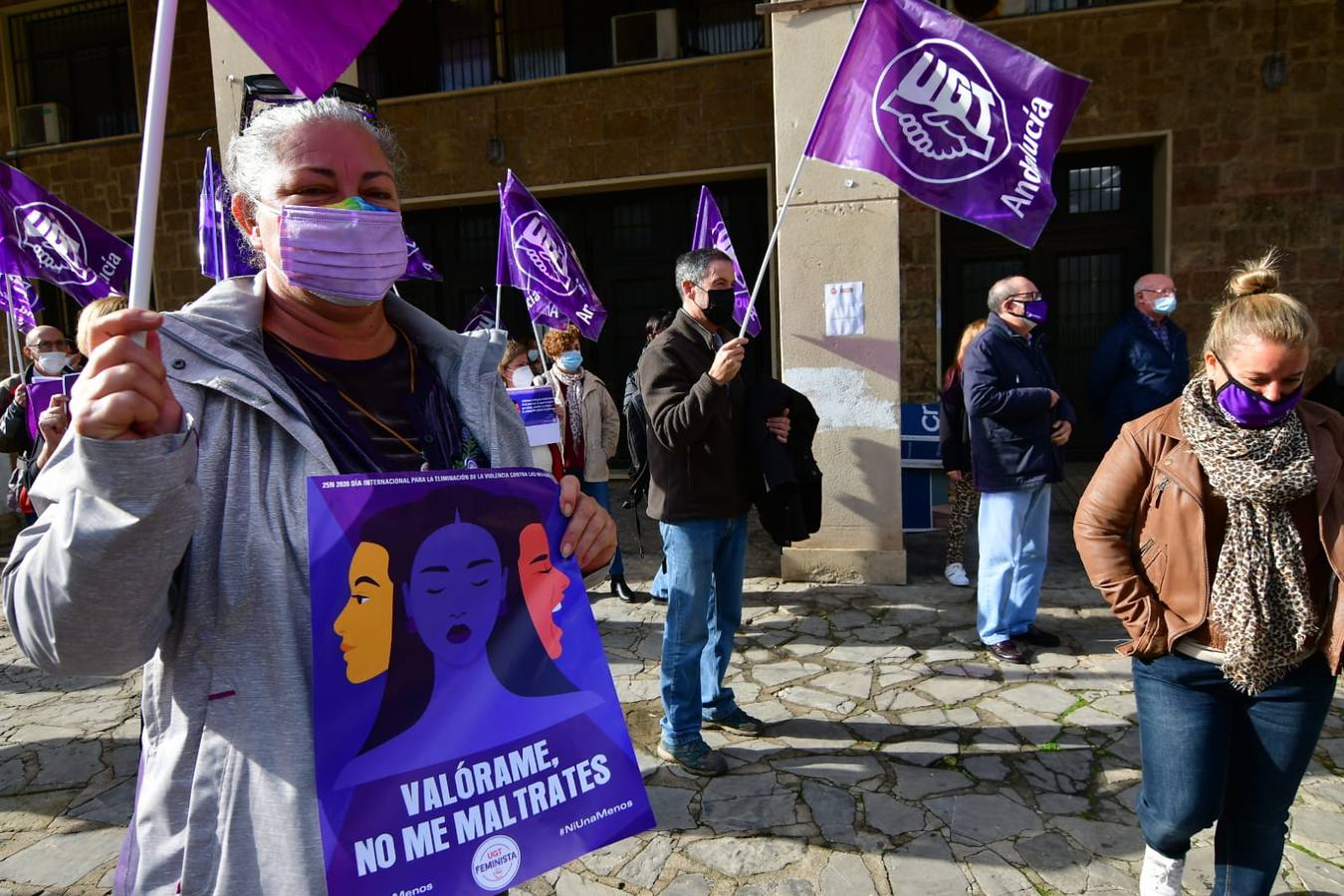 Cádiz se suma a la lucha para eliminar la violencia hacia las mujeres