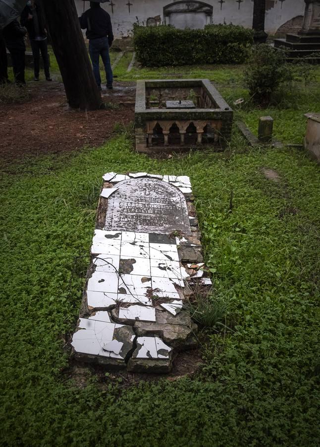 Cementerio de los Ingleses de Sevilla, un tesoro abandonado