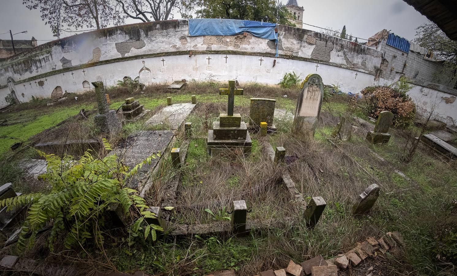 Cementerio de los Ingleses de Sevilla, un tesoro abandonado