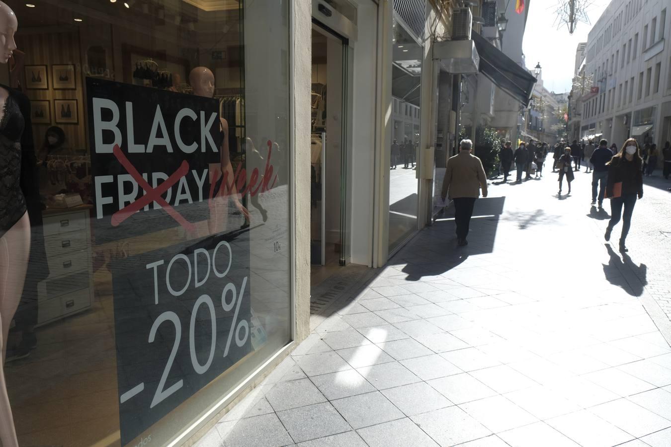 Un Black Friday marcado por el coronavirus en Sevilla