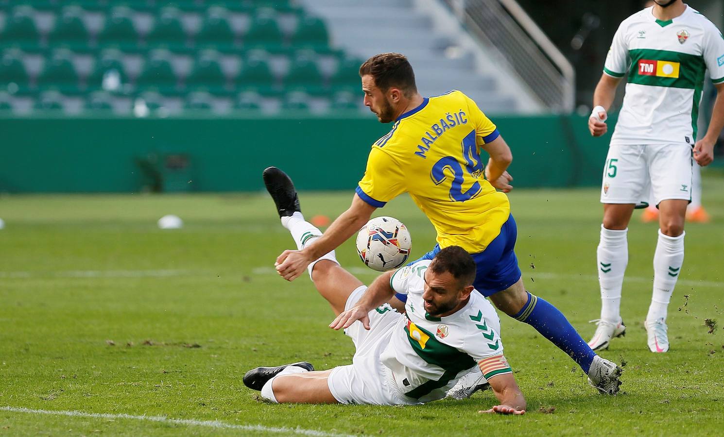 FOTOS: Las imágenes del Elche - Cádiz