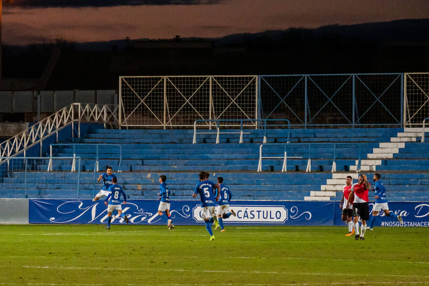 El Linares-Córdoba CF, en imágenes