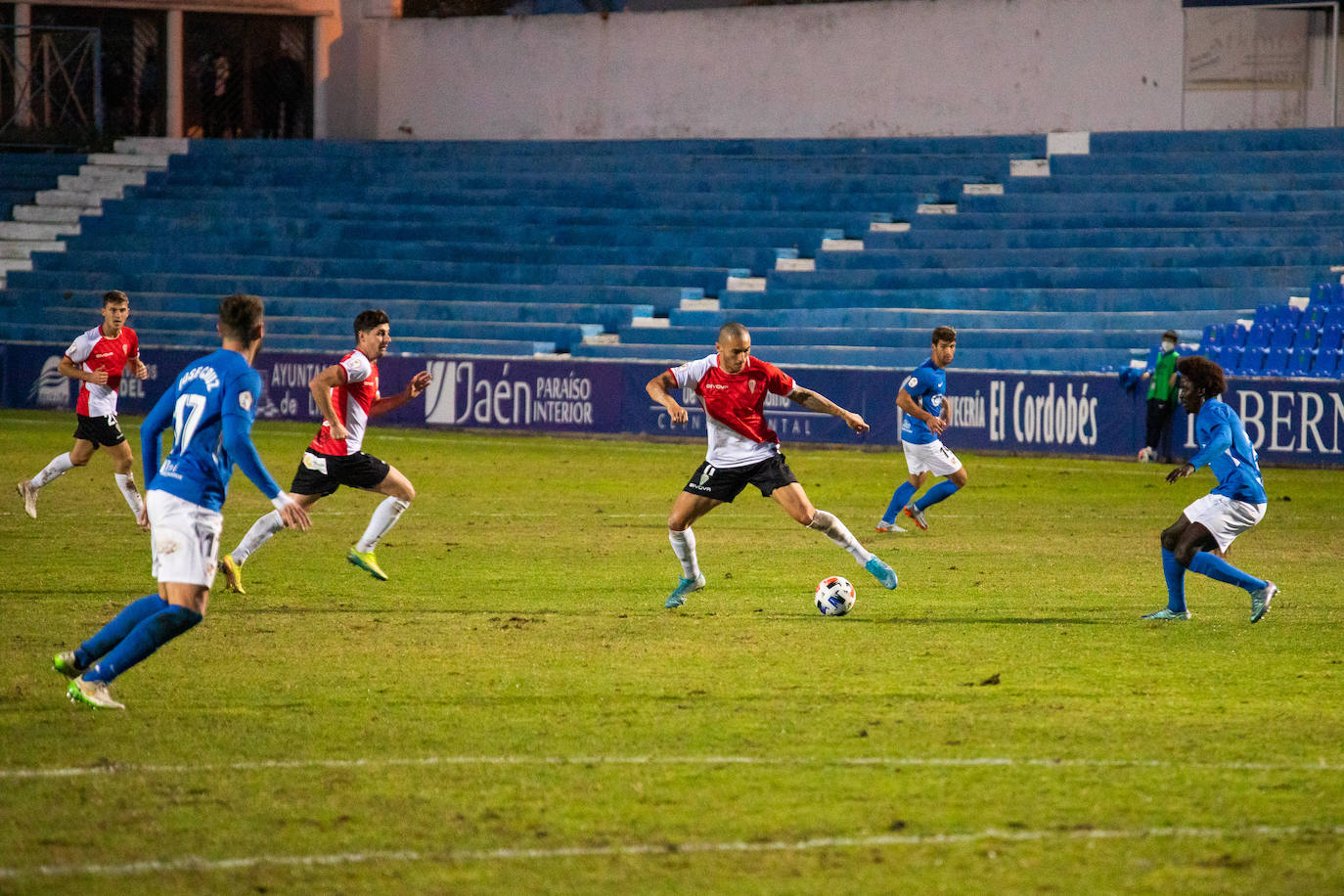 El Linares-Córdoba CF, en imágenes