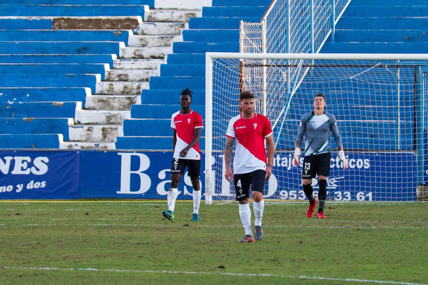 El Linares-Córdoba CF, en imágenes