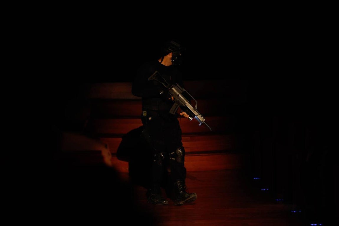 La obra «Túnel 56», en el Teatro Góngora de Córdoba, en imágenes