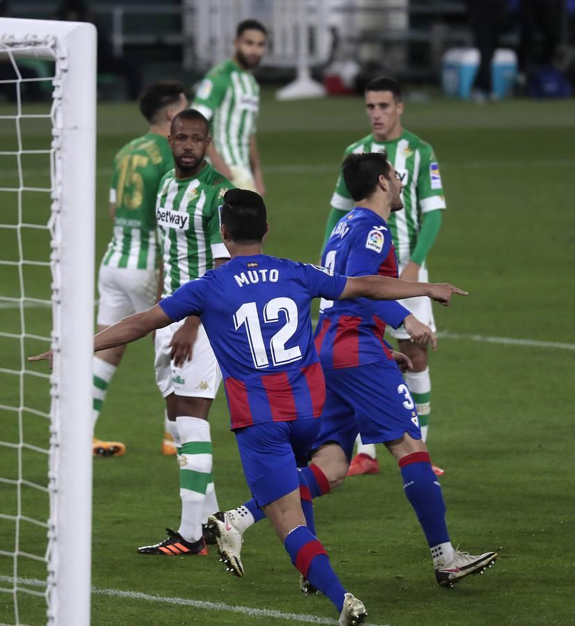 Las mejores imágenes del encuentro entre el Real Betis y el Eibar