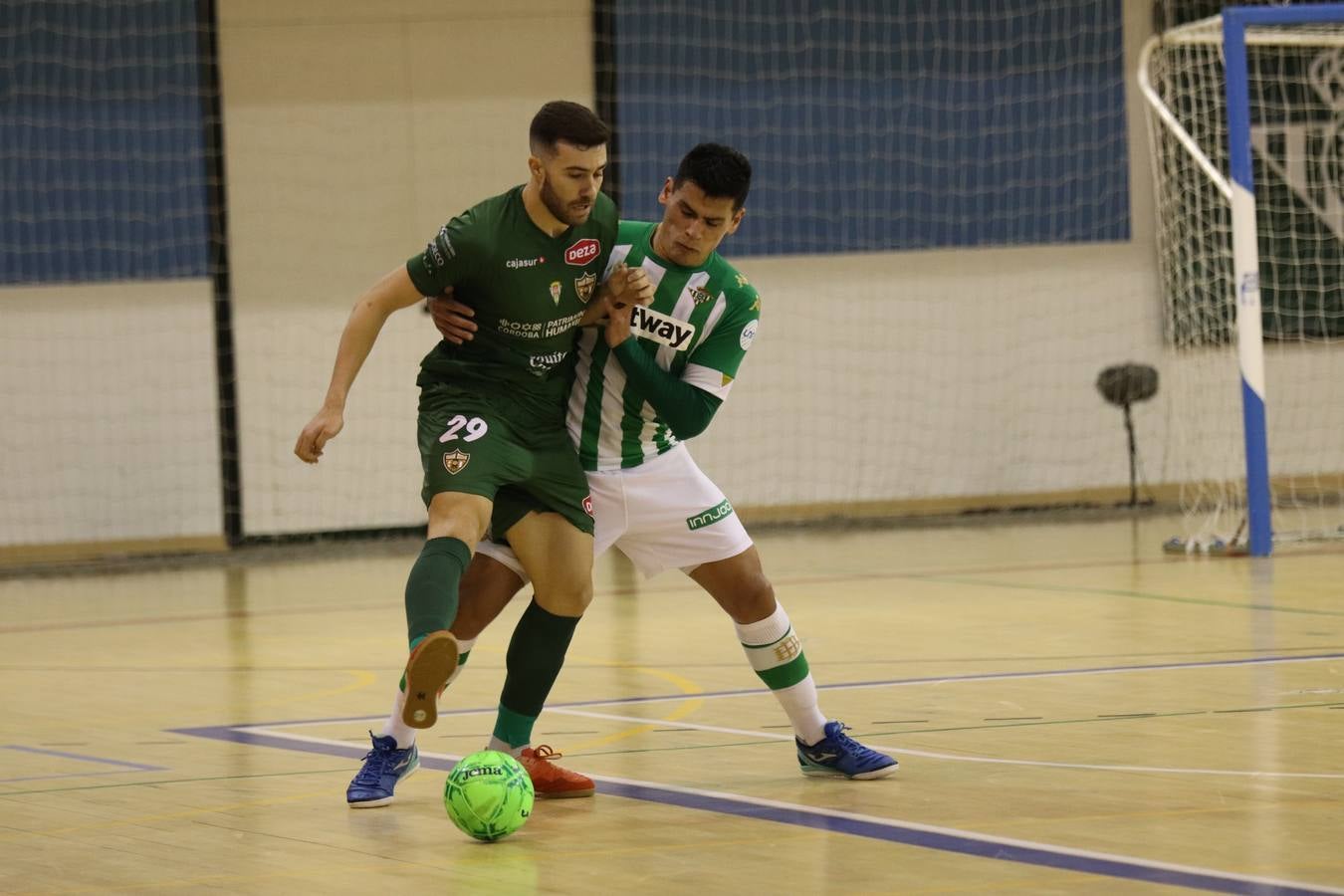 La victoria del Córdoba Patrimonio ante el Betis Futsal, en imágenes