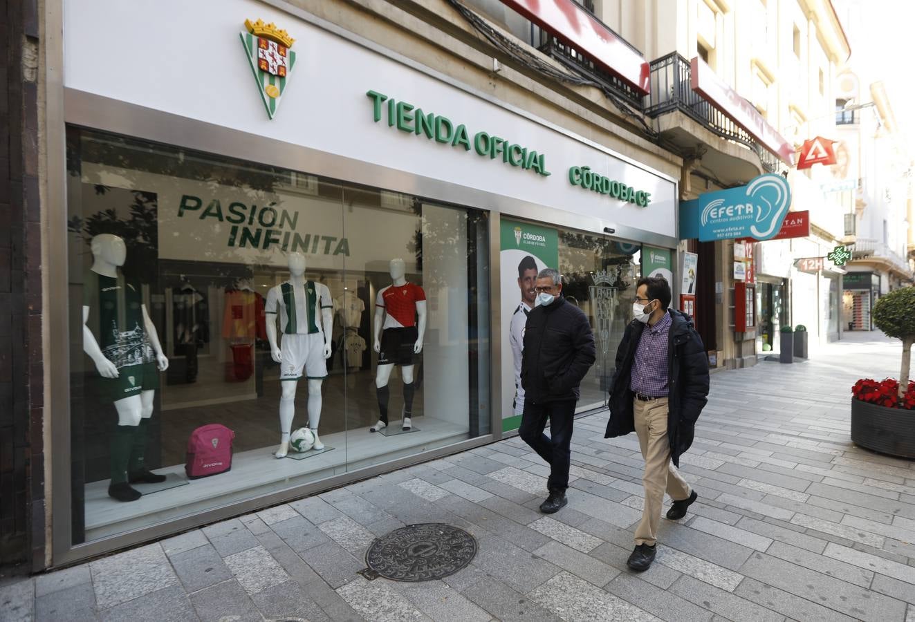 La nueva tienda oficial del Córdoba CF, en imágenes