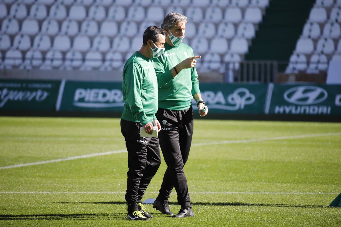 La primera jornada de Pablo Alfaro en el Córdoba CF, en imágenes