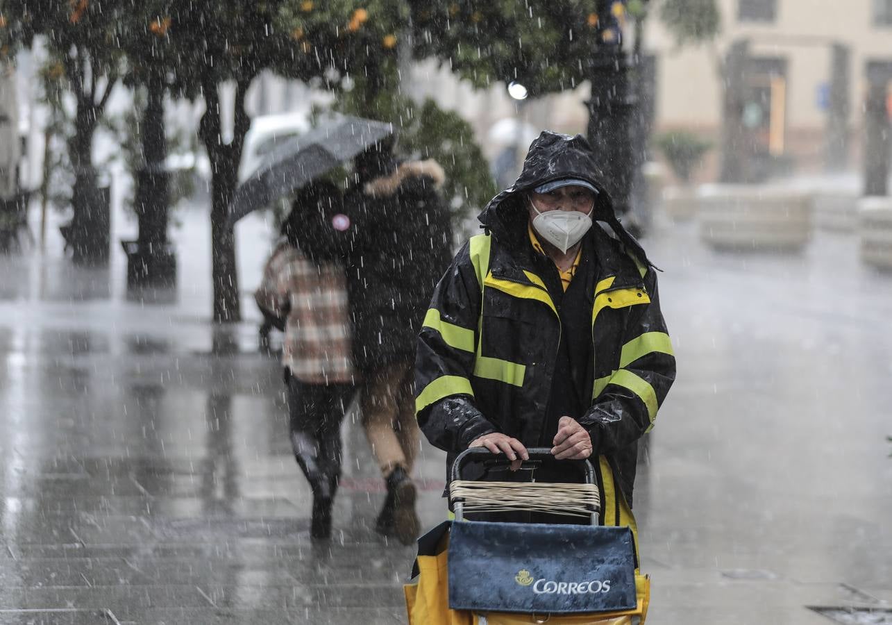 Comienza el aforamiento del centro de Sevilla para evitar aglomeraciones