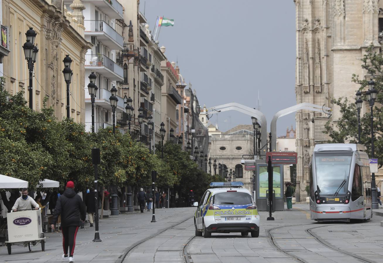 Comienza el aforamiento del centro de Sevilla para evitar aglomeraciones