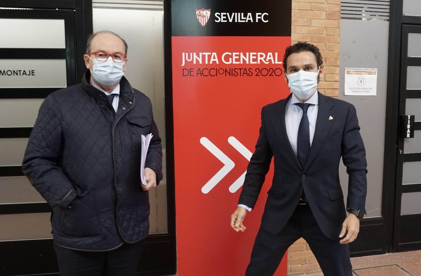 Una junta de accionistas del Sevilla FC con mucha representación