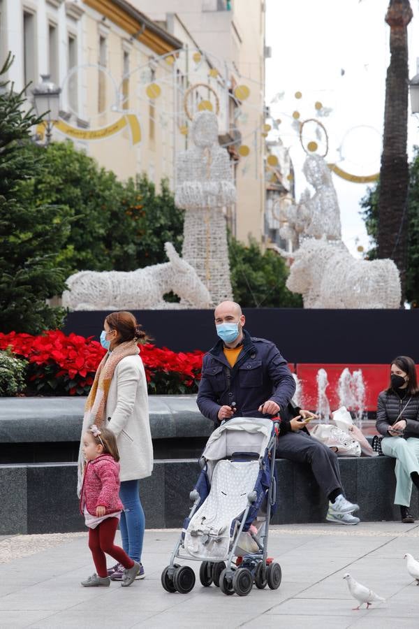 El ambiente en el Centro de Córdoba el sábado del puente, en imágenes