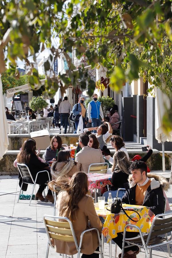 El ambiente en el Centro de Córdoba el sábado del puente, en imágenes