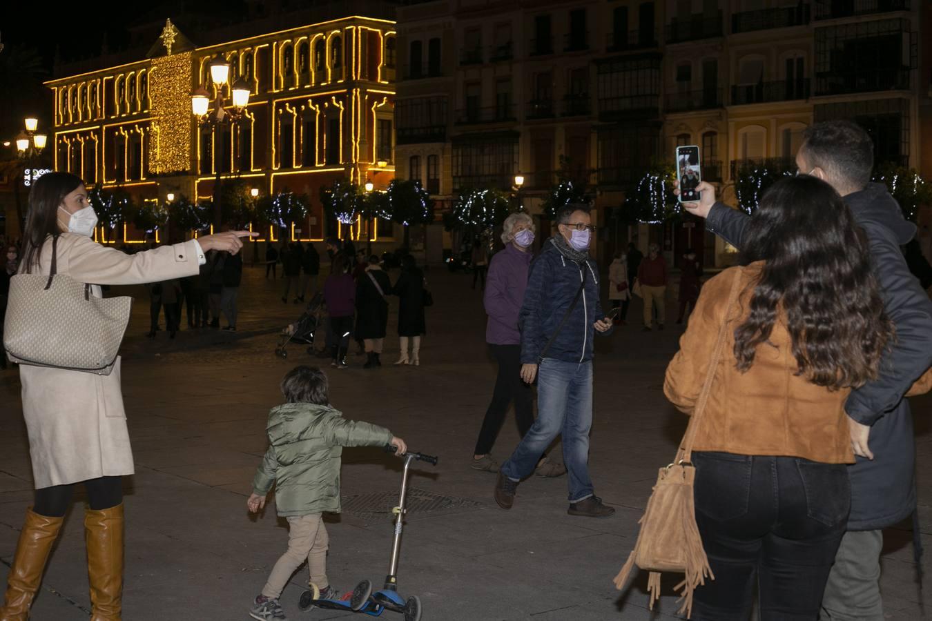 En imágenes, Sevilla enciende la Navidad