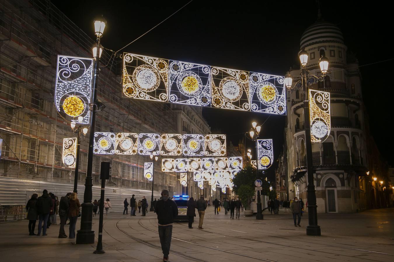 En imágenes, Sevilla enciende la Navidad