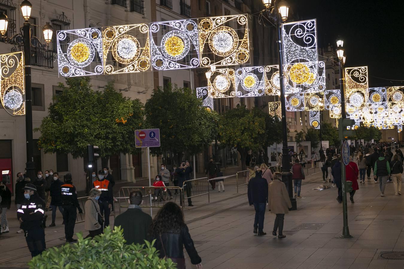 En imágenes, Sevilla enciende la Navidad