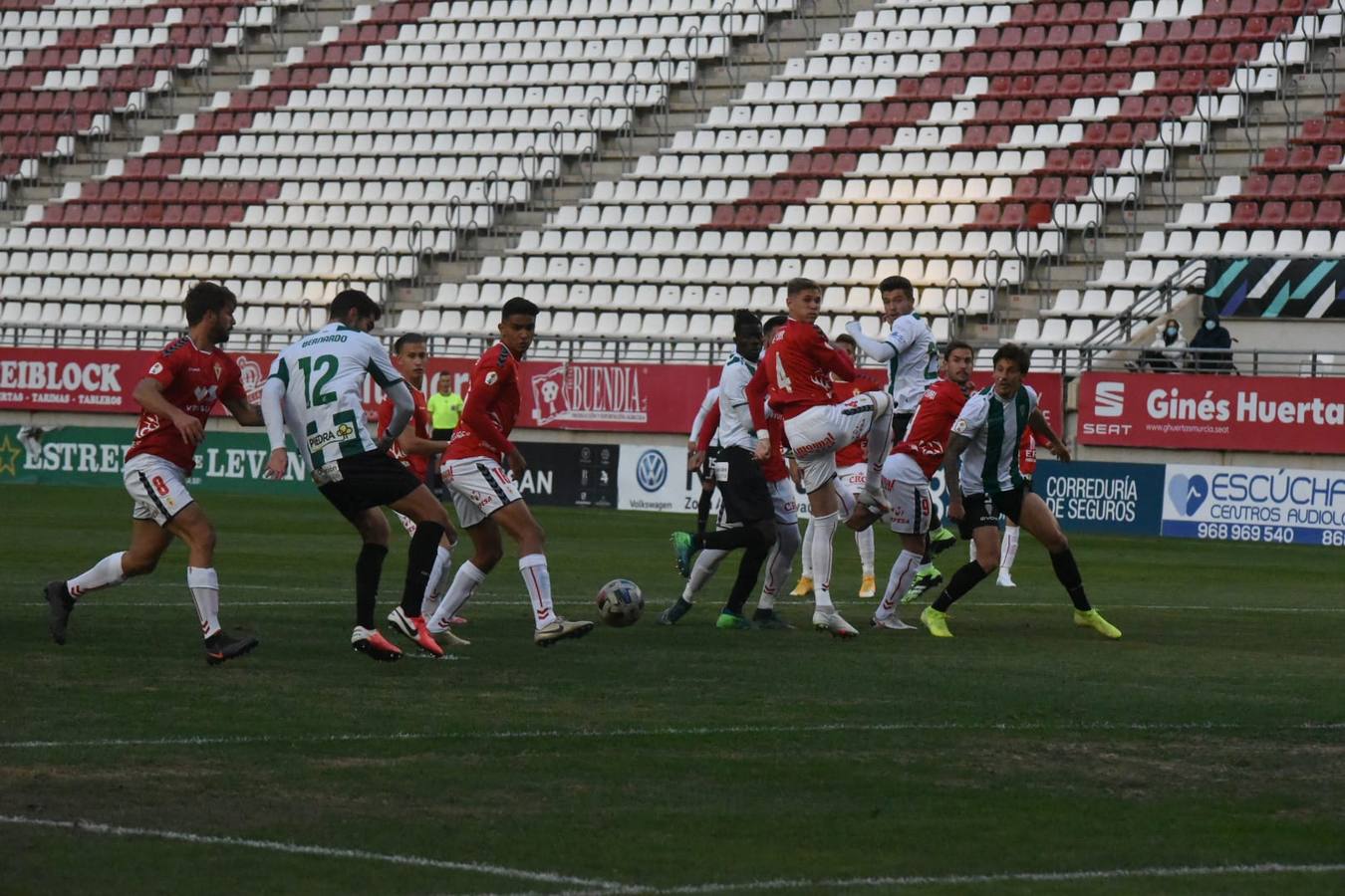 El Real Murcia-Córdoba CF, en imágenes