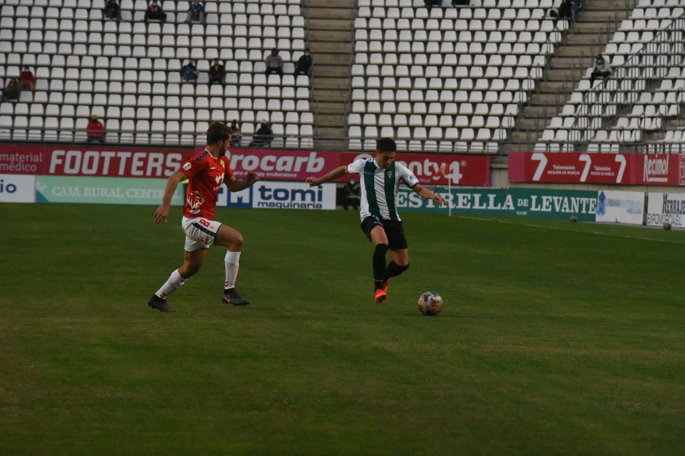 El Real Murcia-Córdoba CF, en imágenes