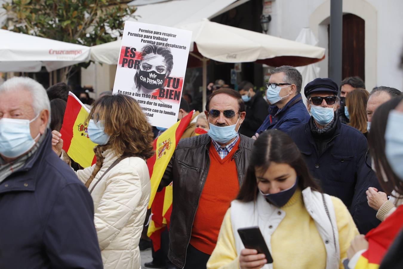 El acto de Vox por la defensa de la Constitución en Córdoba, en imágenes