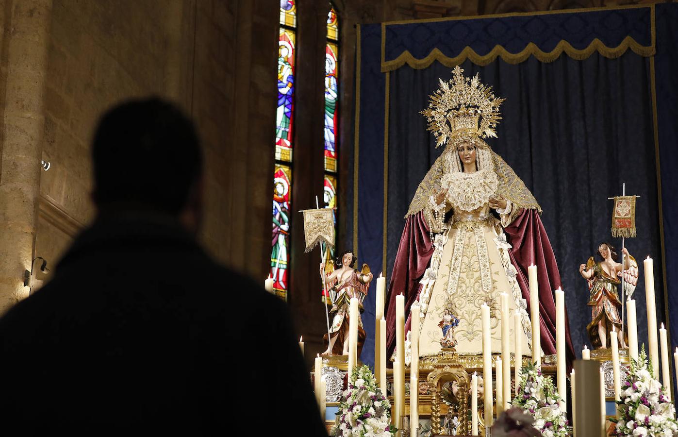 El día de la Inmaculada en los templos de Córdoba, en imágenes