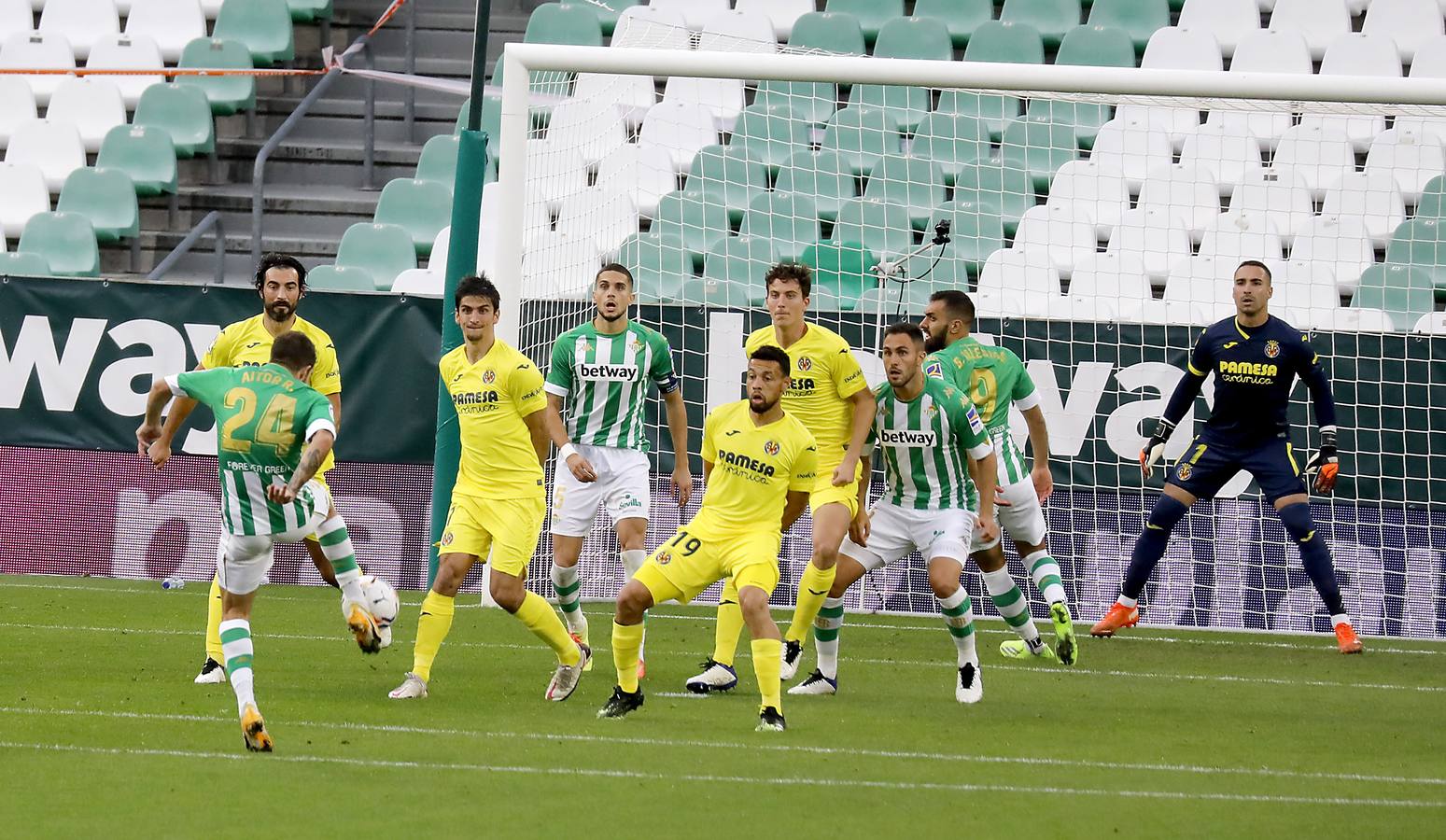 Las mejores imágenes del partido entre el Betis y el Villarreal