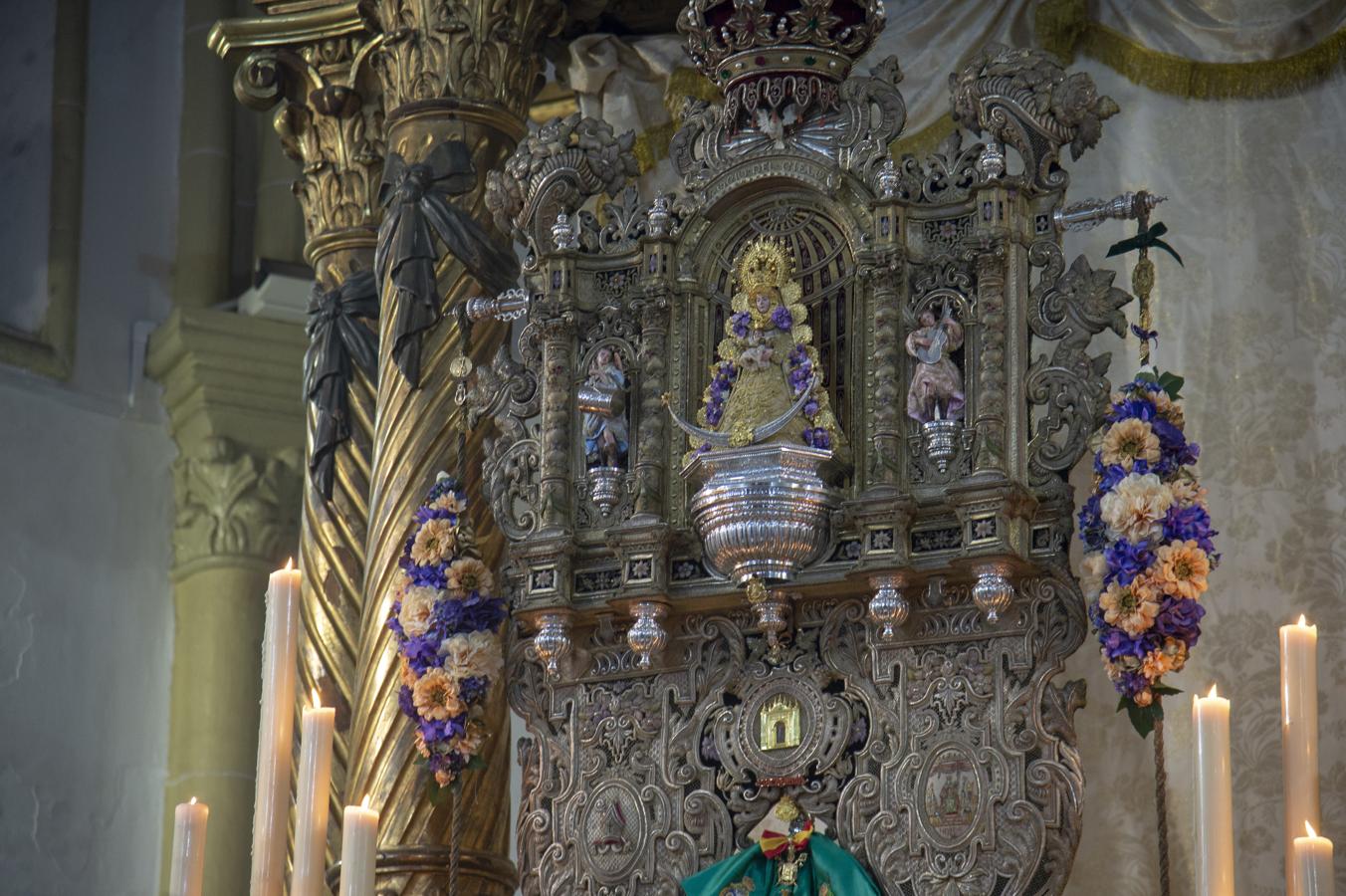 Altar del Rocío de la Macarena