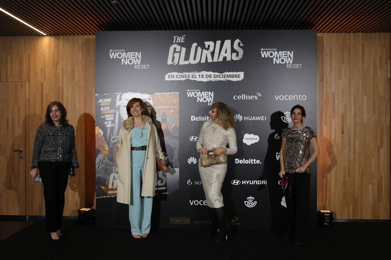 Imagen de varias invitadas a la presentación de «The Glorias». 