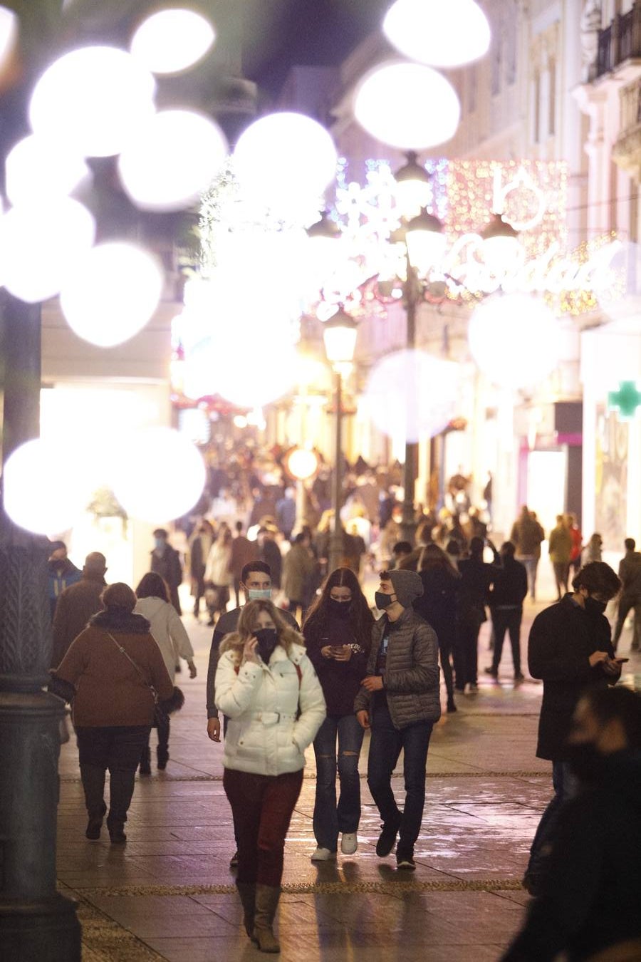 El ambiente de bares y calles en Córdoba con el nuevo horario