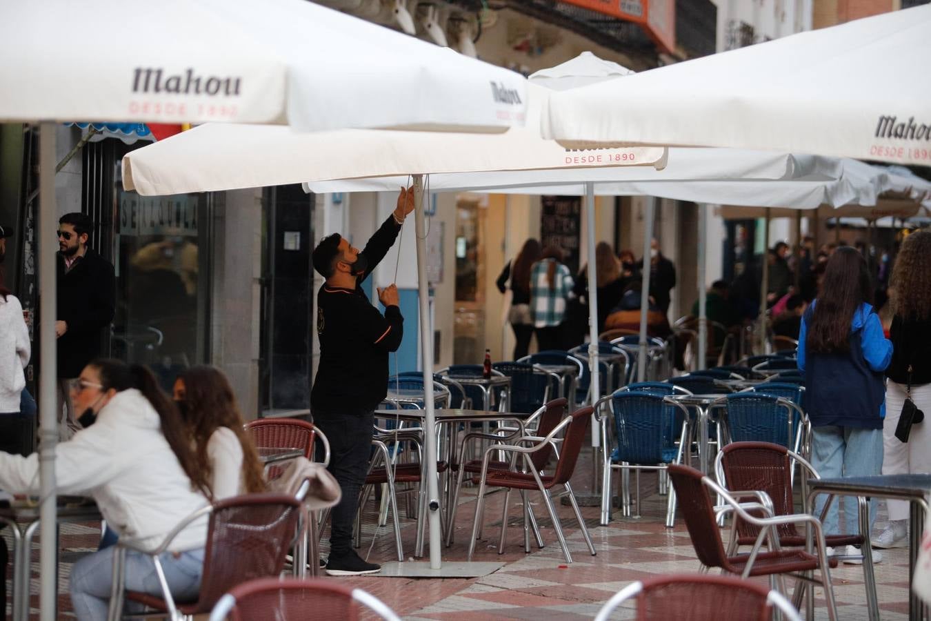 En imágenes, el ambiente en las calles de Córdoba primer día de desescalada navideña