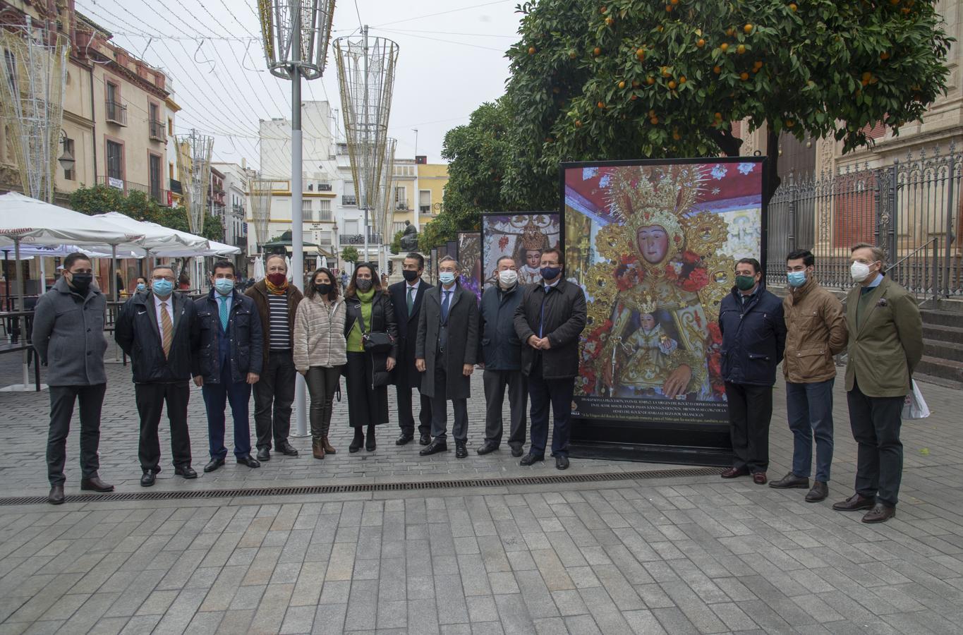 Inauguración de la exposición del Rocío de Sevilla en el Salvador