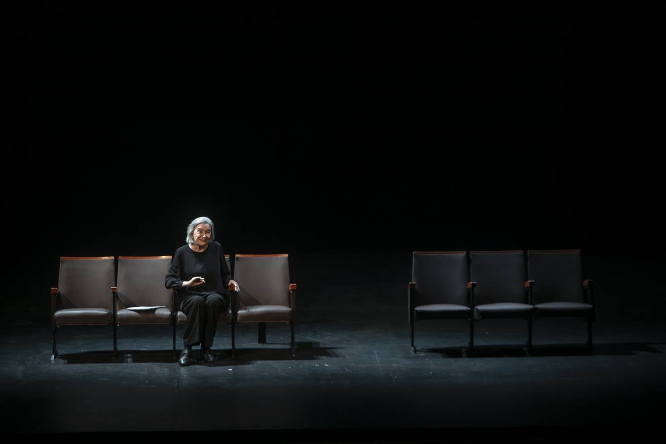 El «Romancero gitano» de Nuria Espert en el Gran Teatro, en imágenes