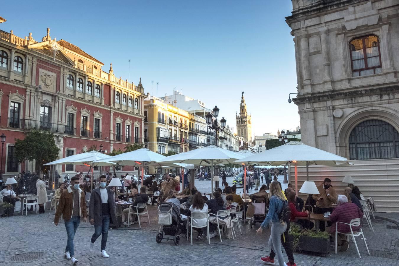 El Centro de Sevilla se viste de Navidad