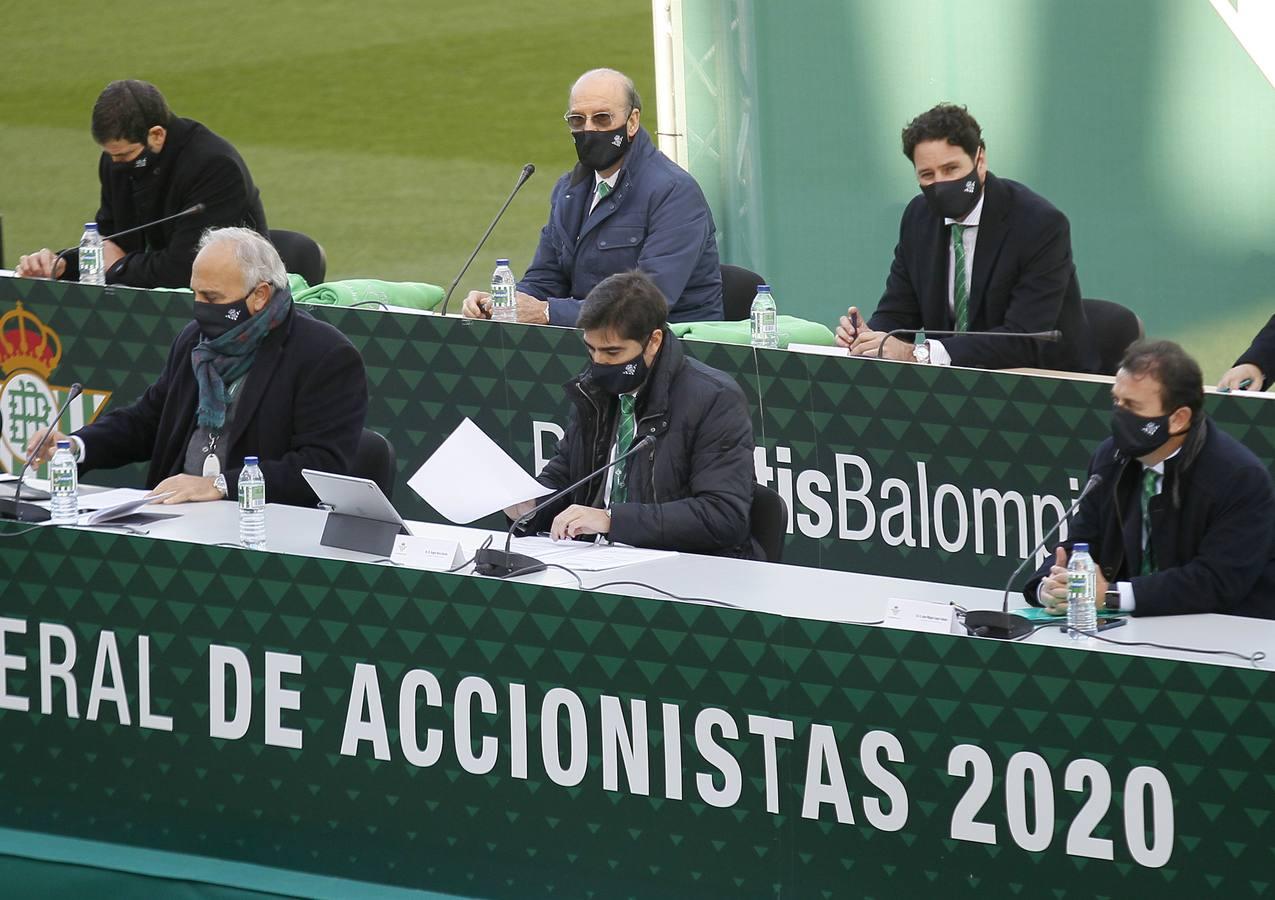 La junta general de accionistas del Betis 2020, en imágenes