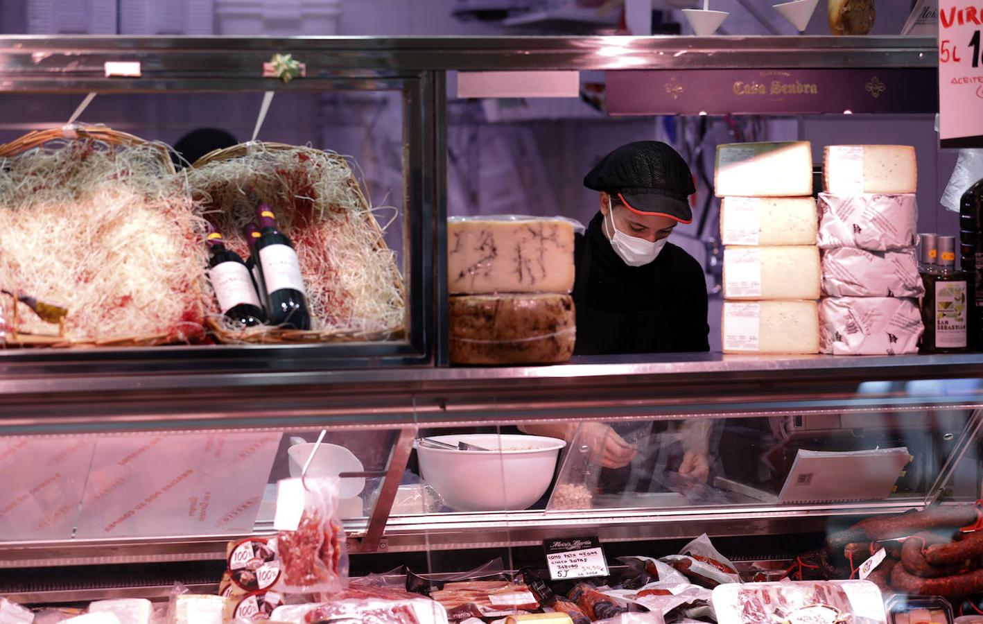 En imágenes, las compras de Navidad en los mercados de Córdoba