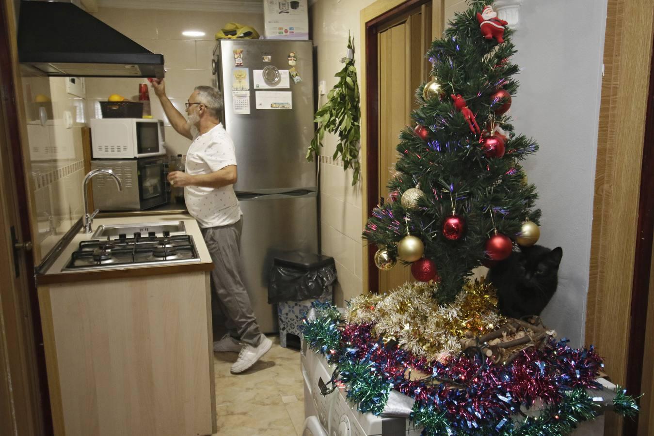 En imágenes, la Navidad en el barrio más pobre de España