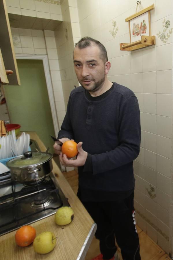 En imágenes, la Navidad en el barrio más pobre de España