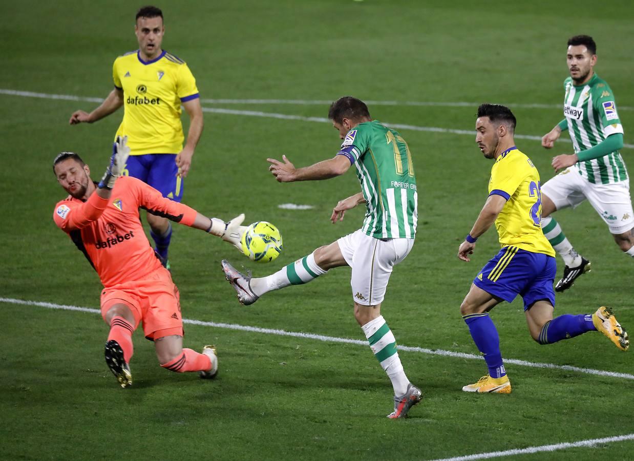 Las mejores imágenes del encuentro entre el Betis y el Cádiz C.F.