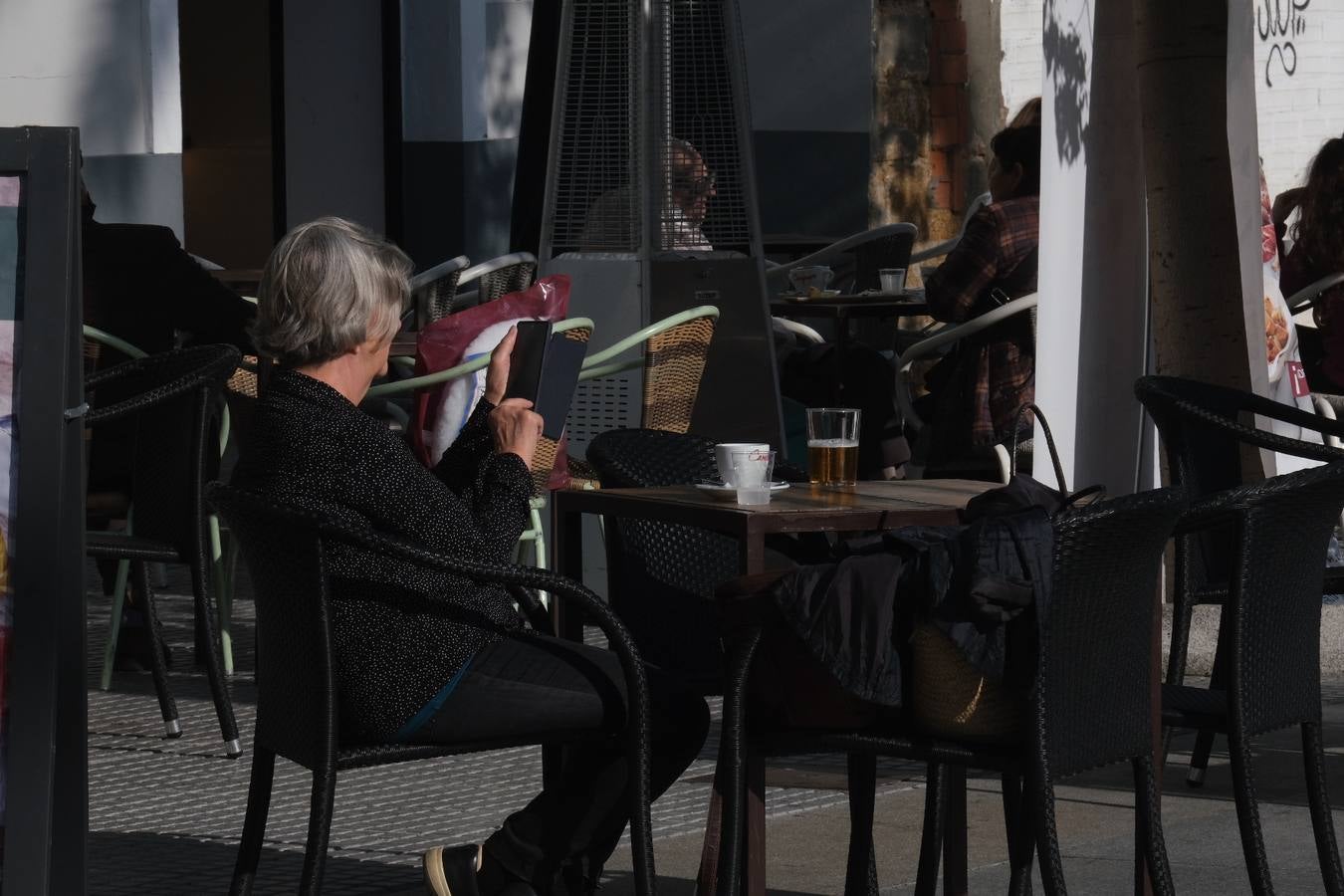 Ambiente en Cádiz las horas previas a la Nochebuena del coronavirus