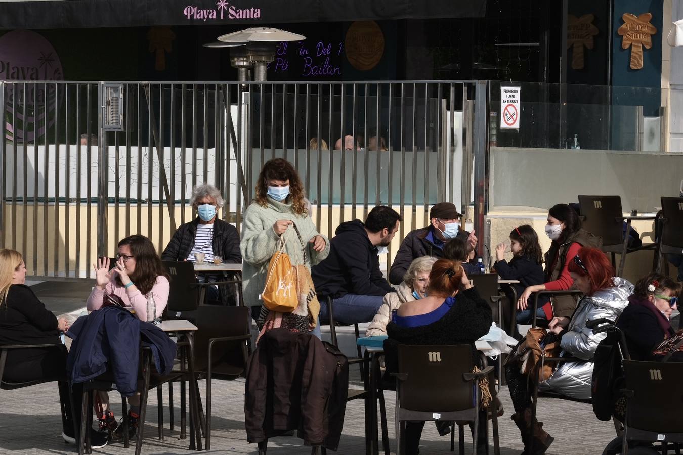 Ambiente en Cádiz las horas previas a la Nochebuena del coronavirus