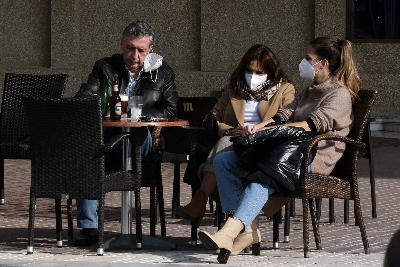 Ambiente en Cádiz las horas previas a la Nochebuena del coronavirus