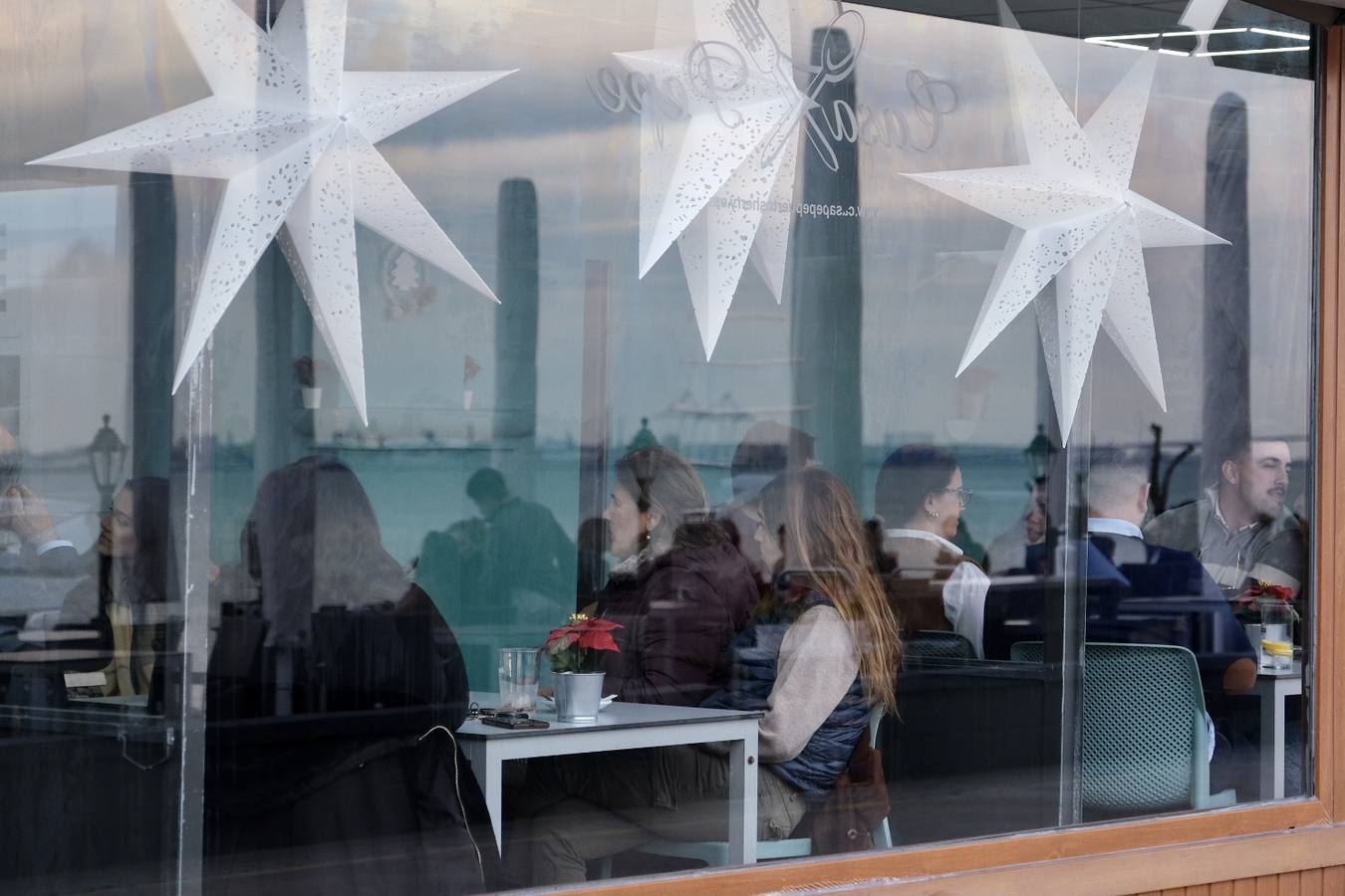 FOTOS: Cádiz celebra la Navidad menos festiva en el año del coronavirus