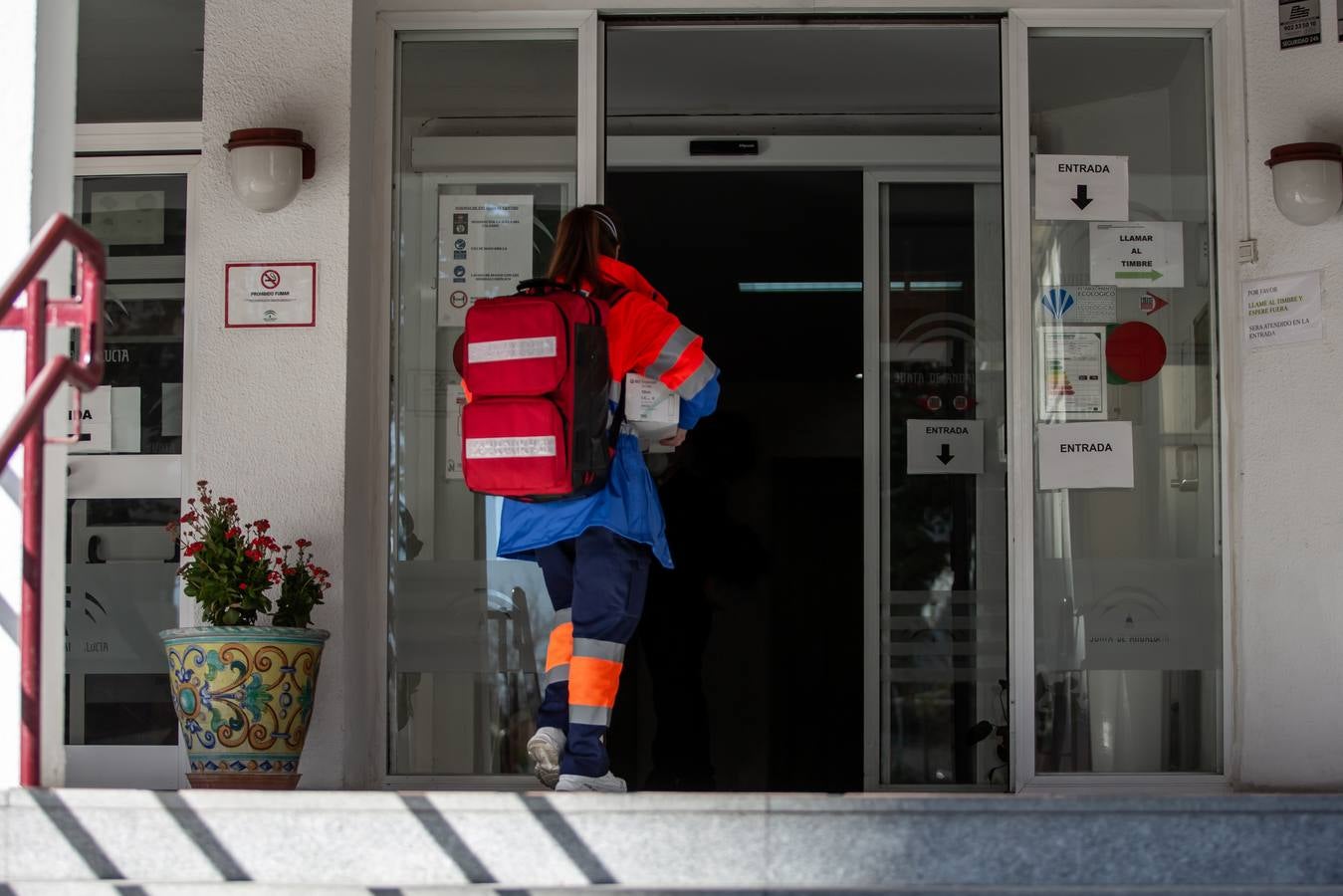 Llegada de las vacunas a la residencia Heliópolis