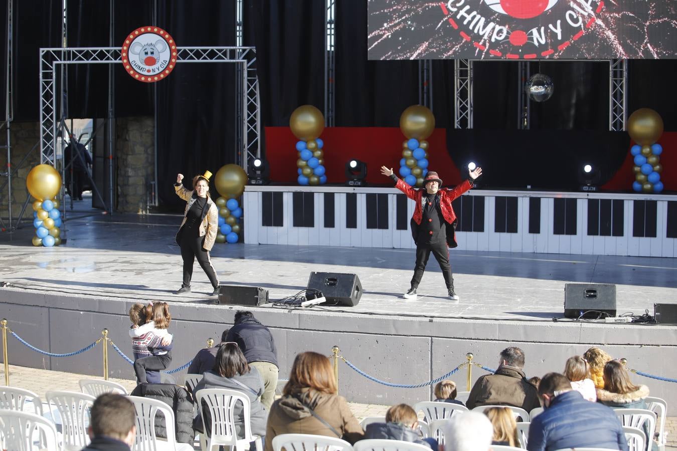 La Fiesta Infantil Fin de Año del Teatro de la Axerquía, en imágenes