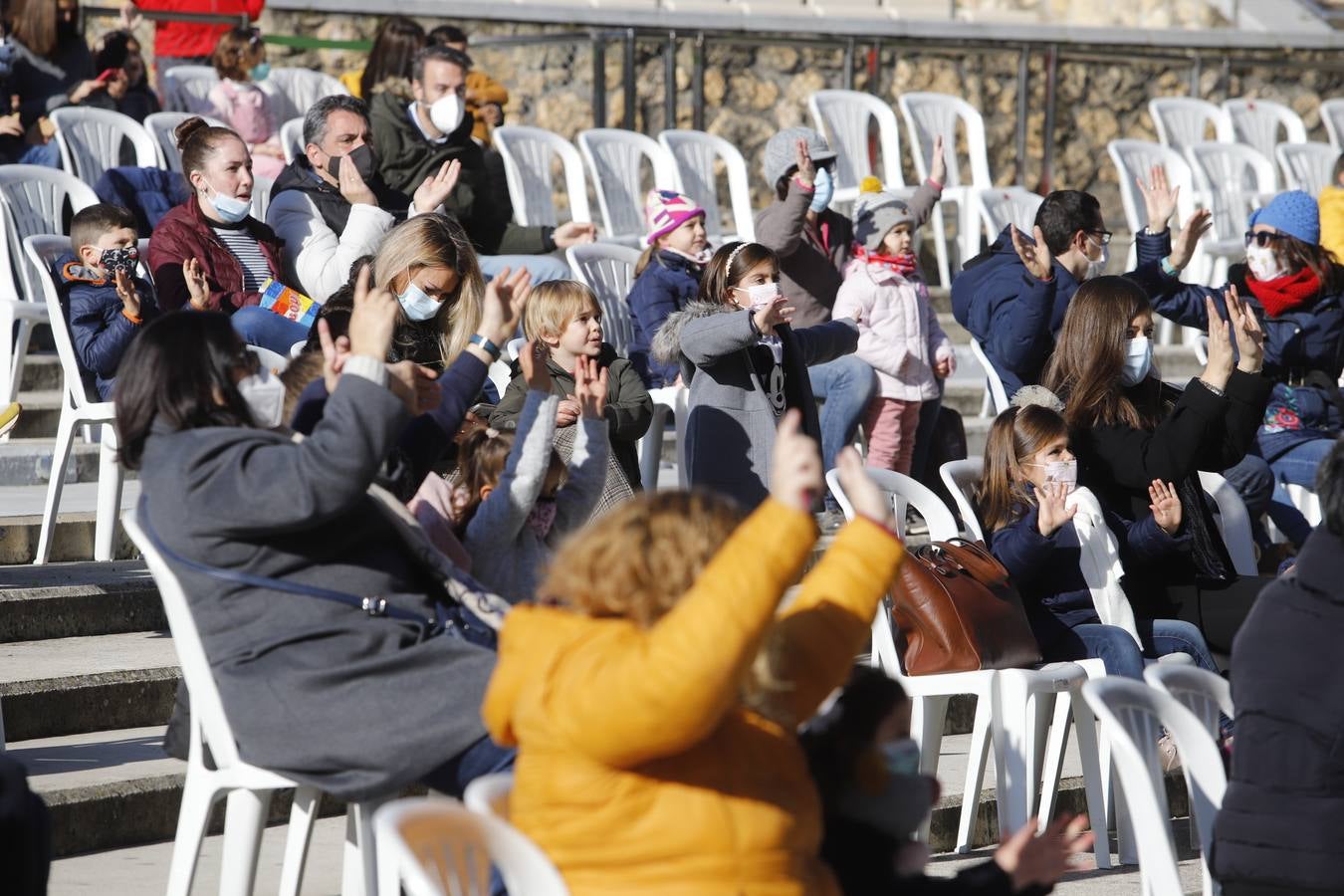 La Fiesta Infantil Fin de Año del Teatro de la Axerquía, en imágenes