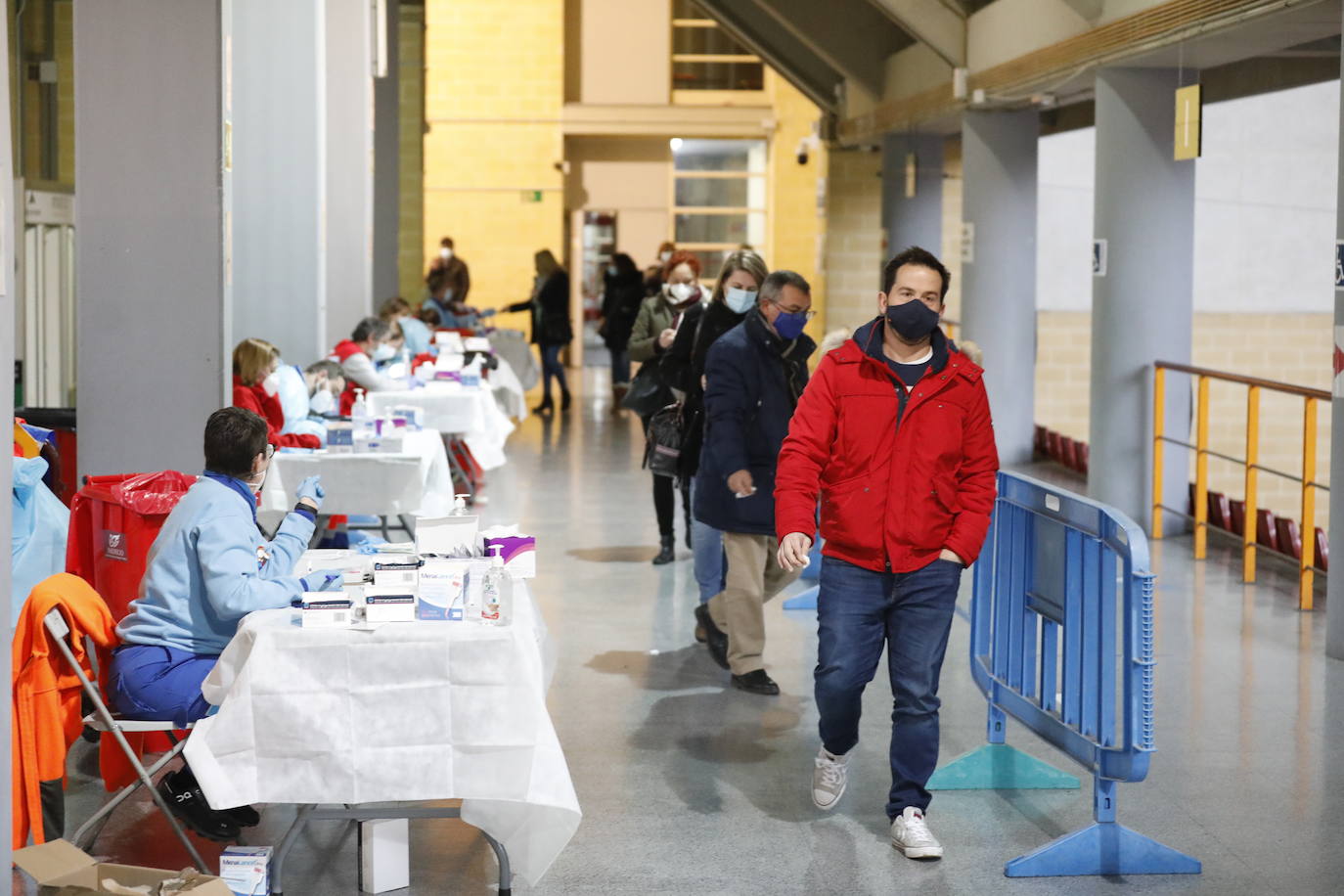 En imágenes, los test del Covid a los docentes en Córdoba