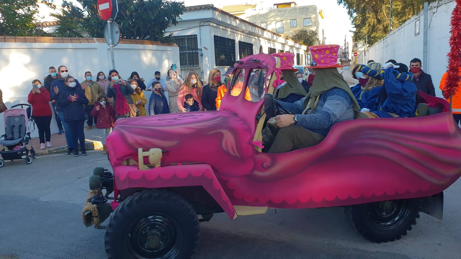 FOTOS Los Reyes Magos recorren las calles de Chiclana en 2021