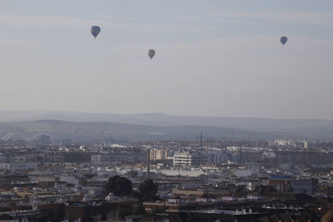 #ReyesMagosABC Así han esperado los niños la llegada de los Reyes a Córdoba, en imágenes